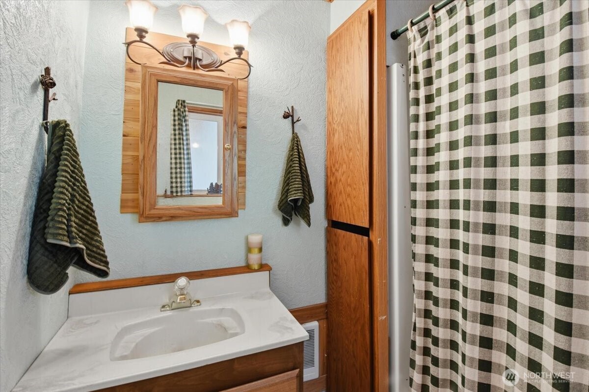 2486 Chiwawa Loop Road Property Photo 13