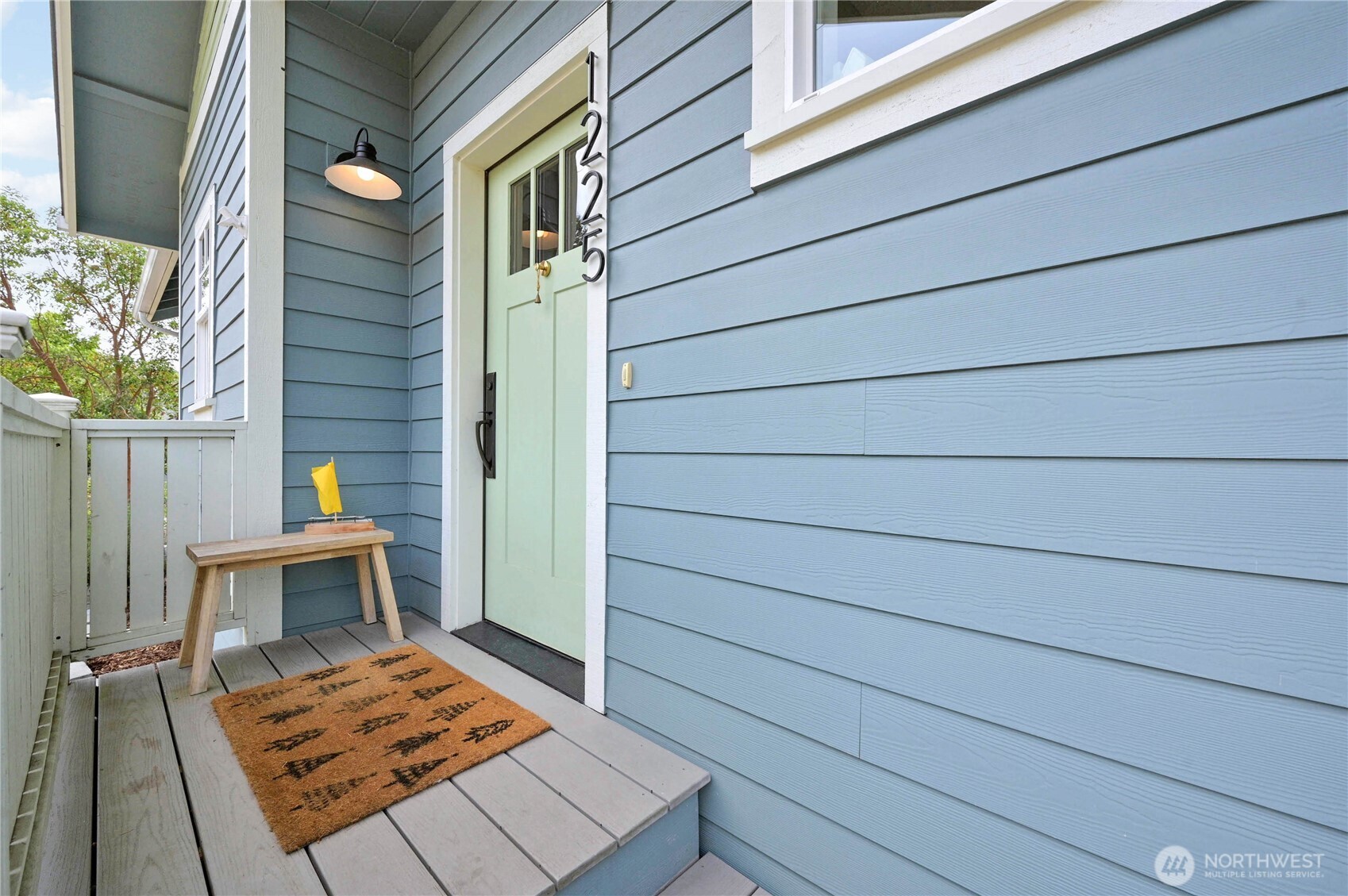 1225 Cherry Street Property Photo 2