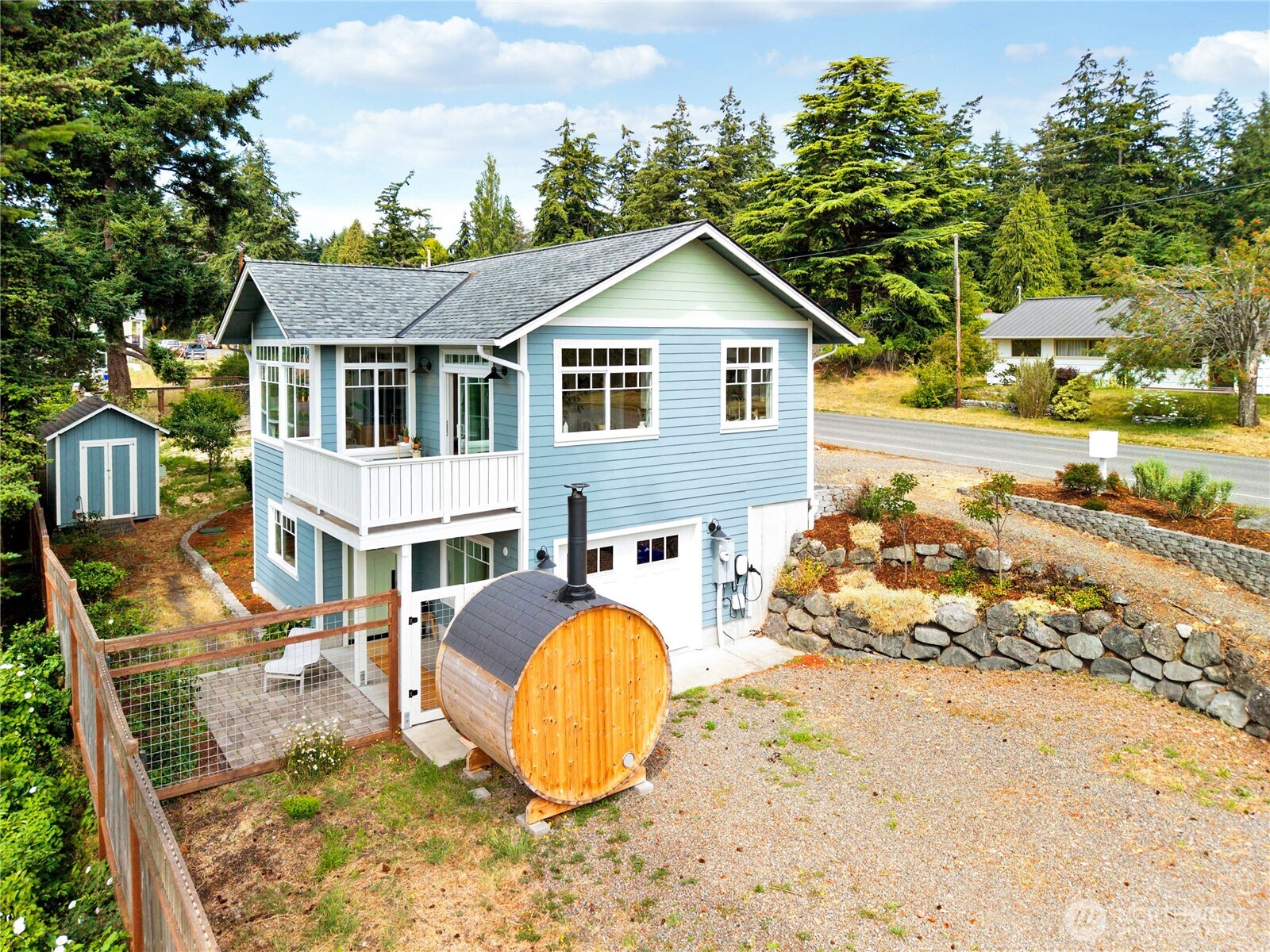 1225 Cherry Street Property Photo 5