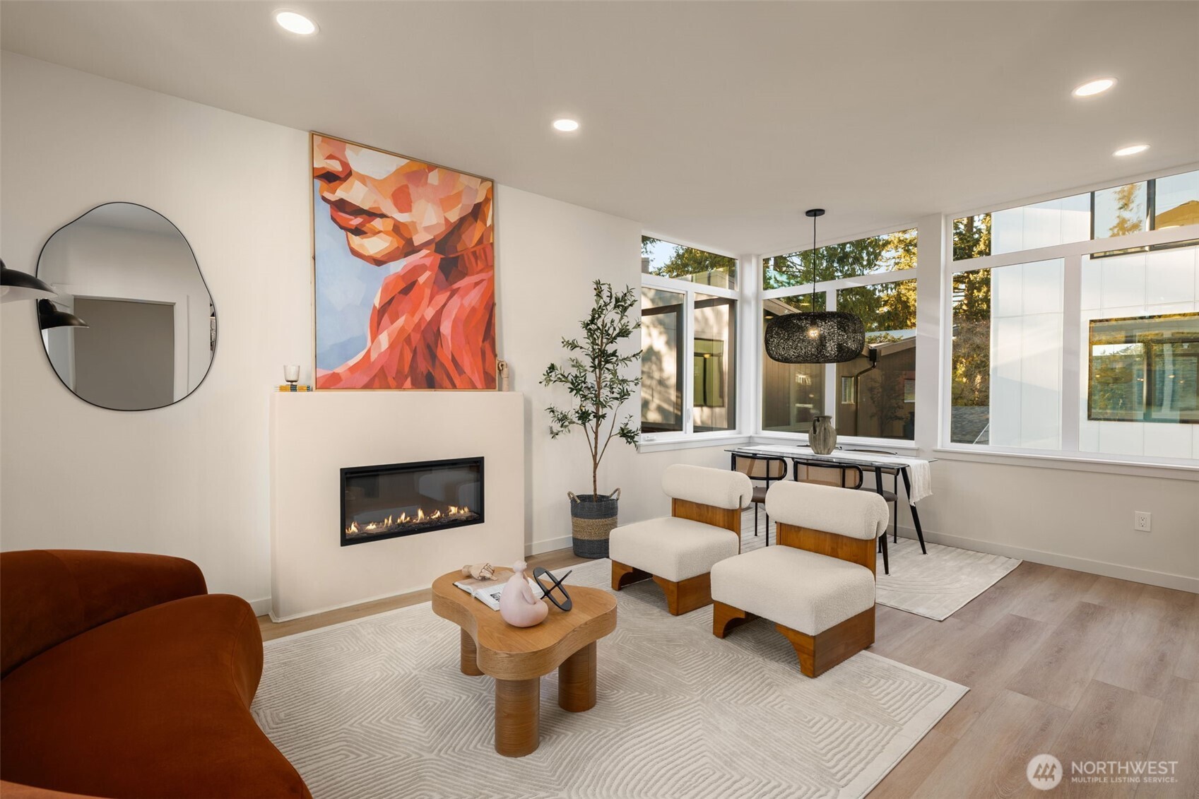 14033 Densmore Avenue Property Photo 5