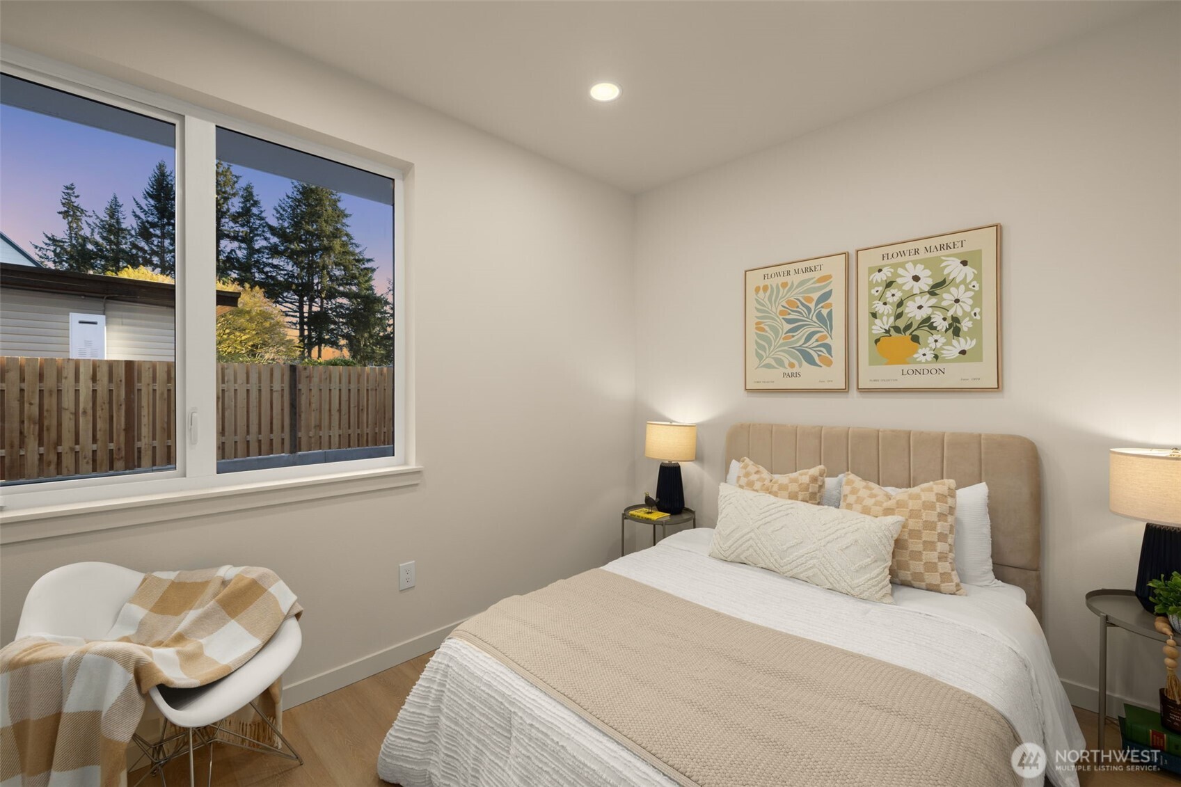 14033 Densmore Avenue Property Photo 15