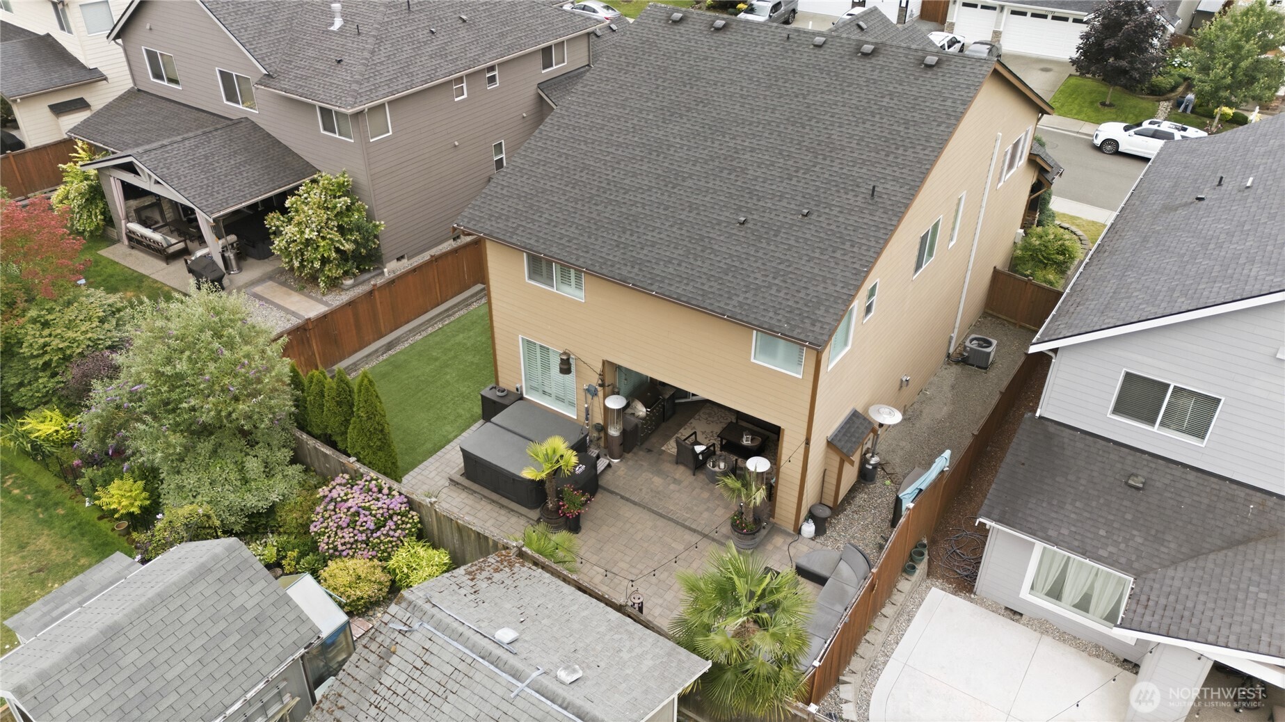 11121 172nd St Court Property Photo 4