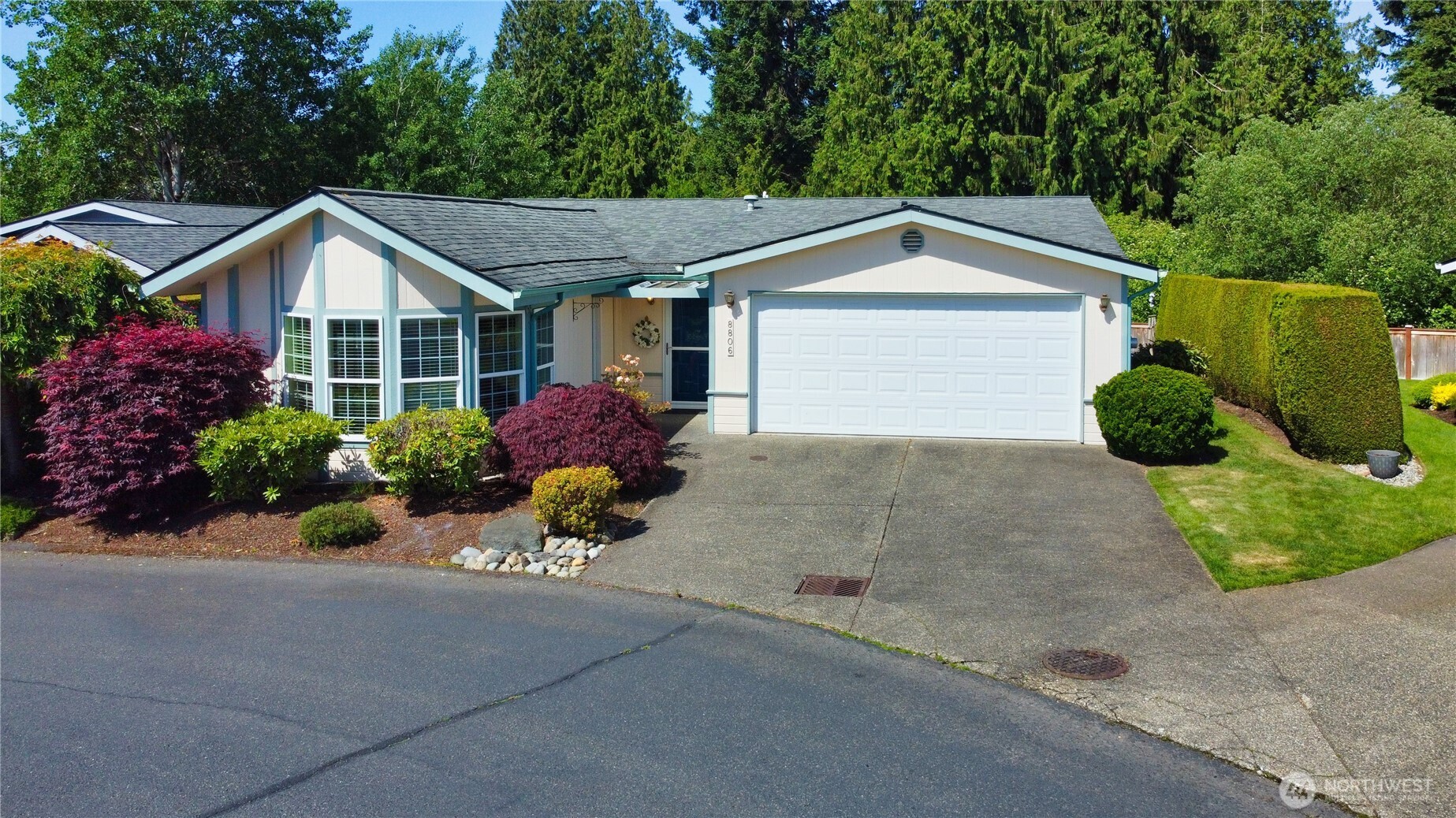 8806 60th Avenue Property Photo 2