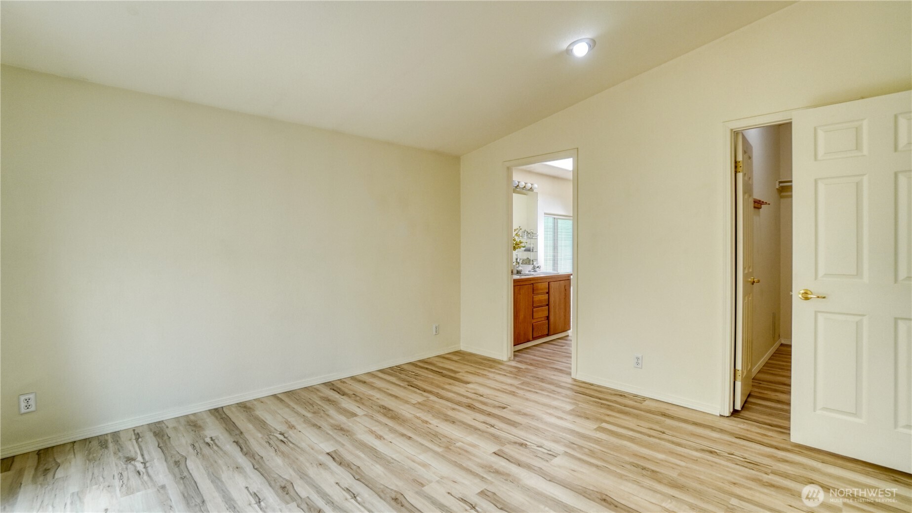 8806 60th Avenue Property Photo 15