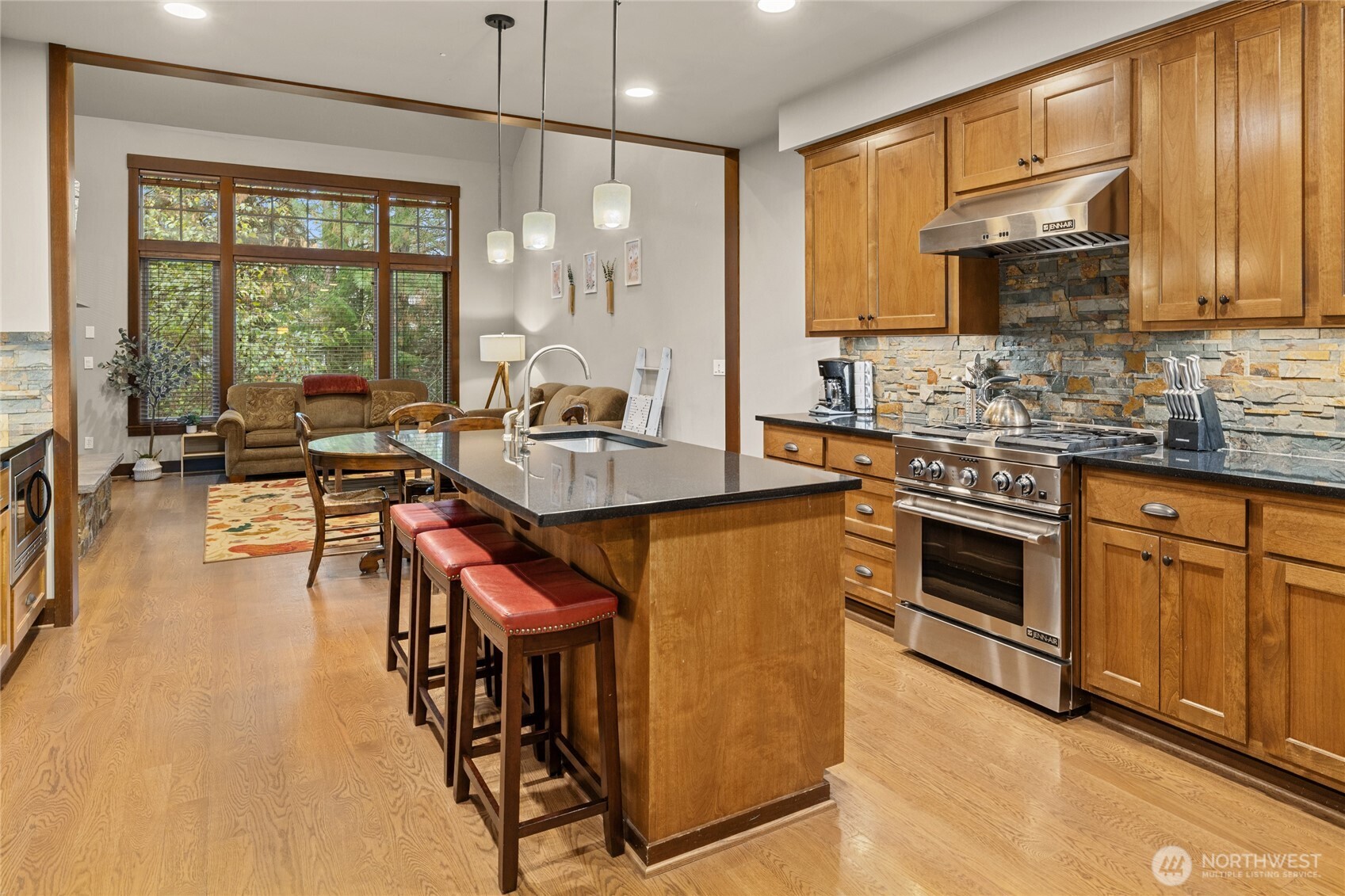 412 Sweet Shop Lane Property Photo 4