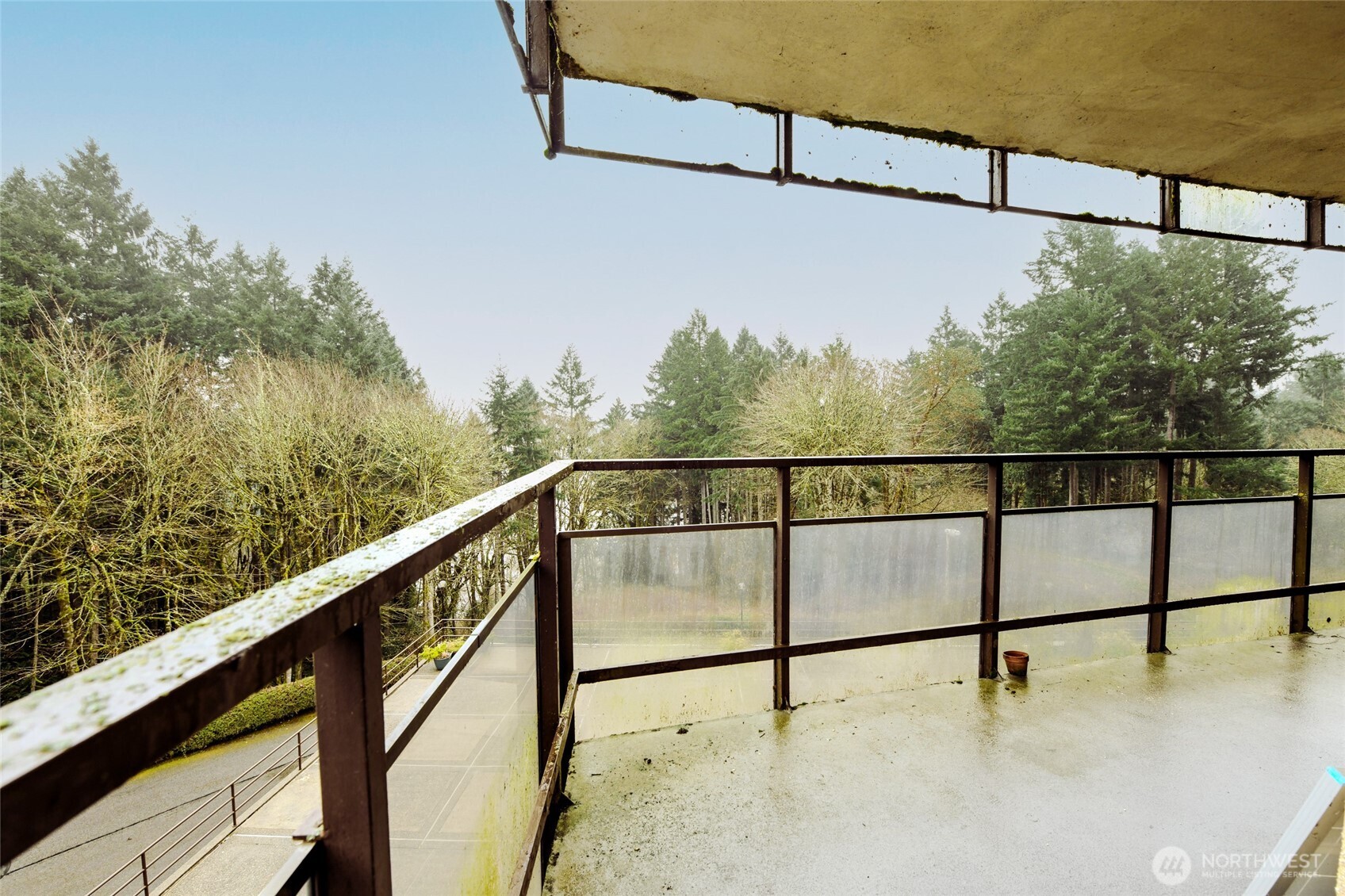 1910 Evergreen Park Drive 302 Property Photo 17