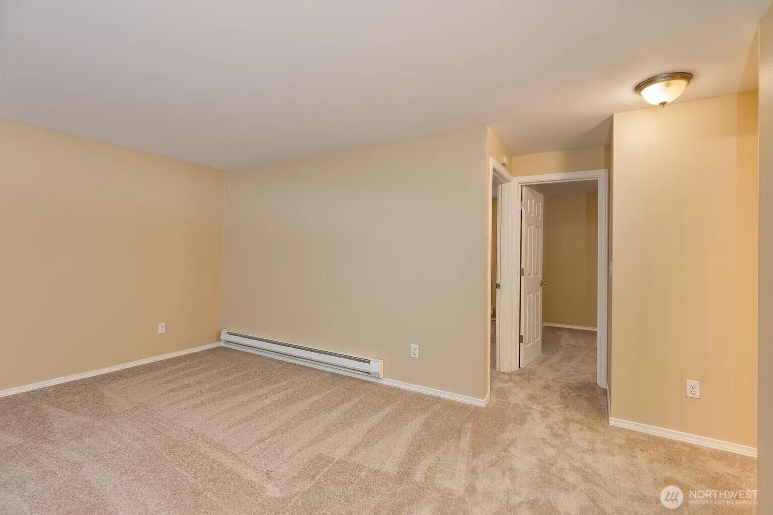 218 10th Street Property Photo 14