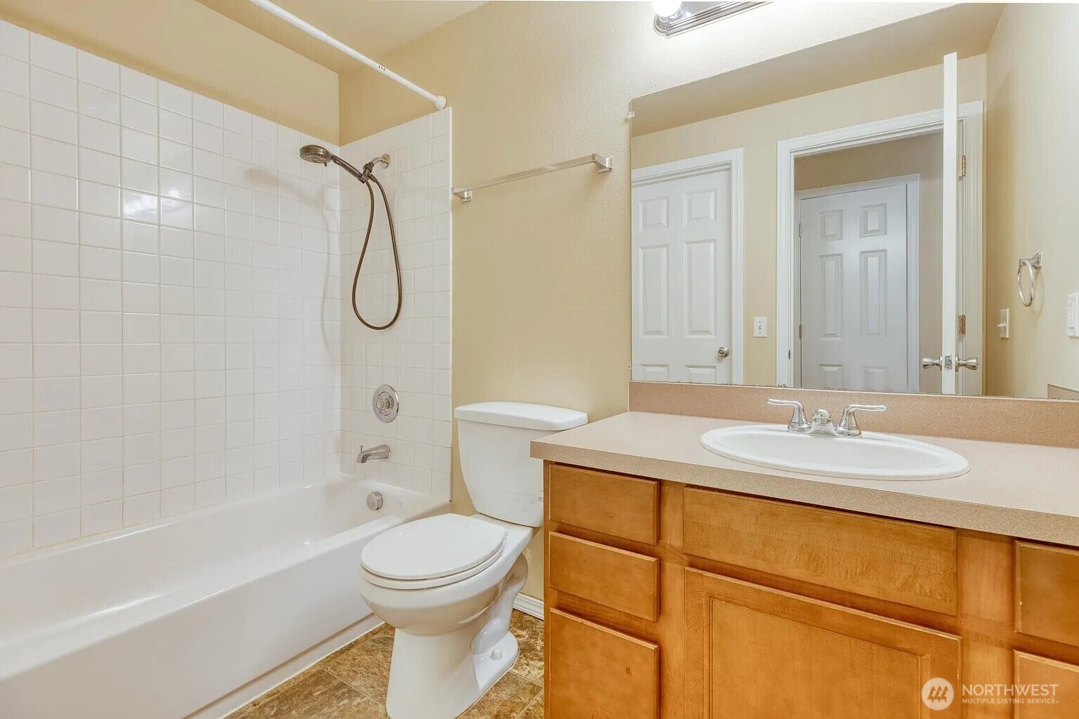 218 10th Street Property Photo 19