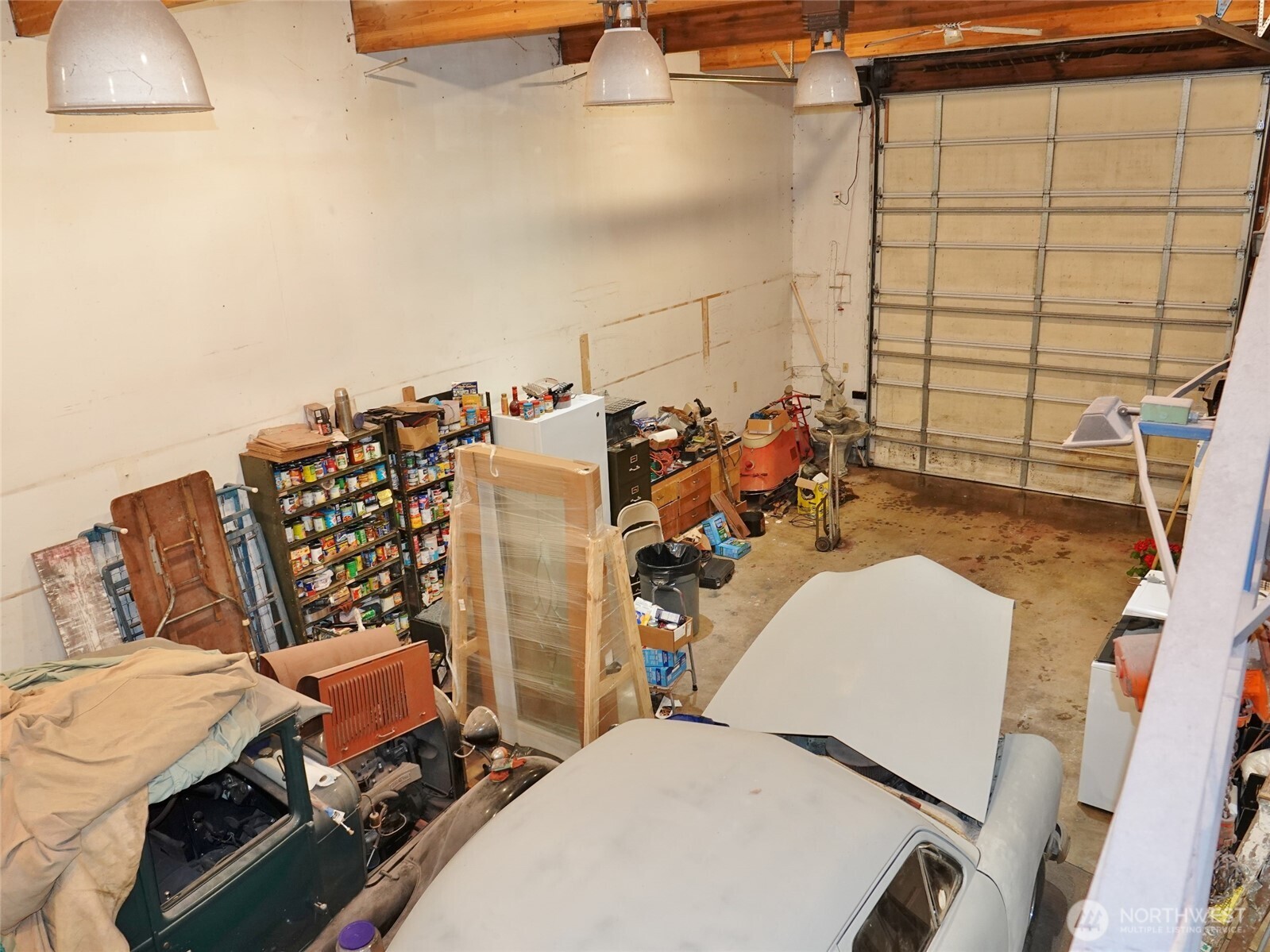 987 Beaver Court Property Photo 12