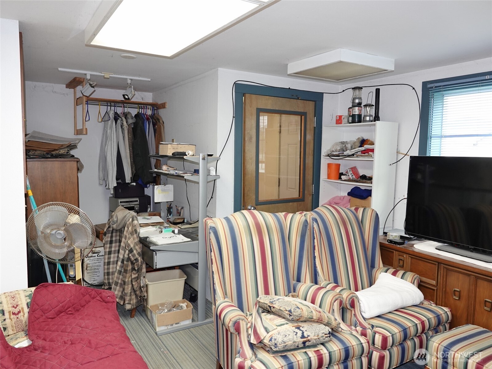 987 Beaver Court Property Photo 21