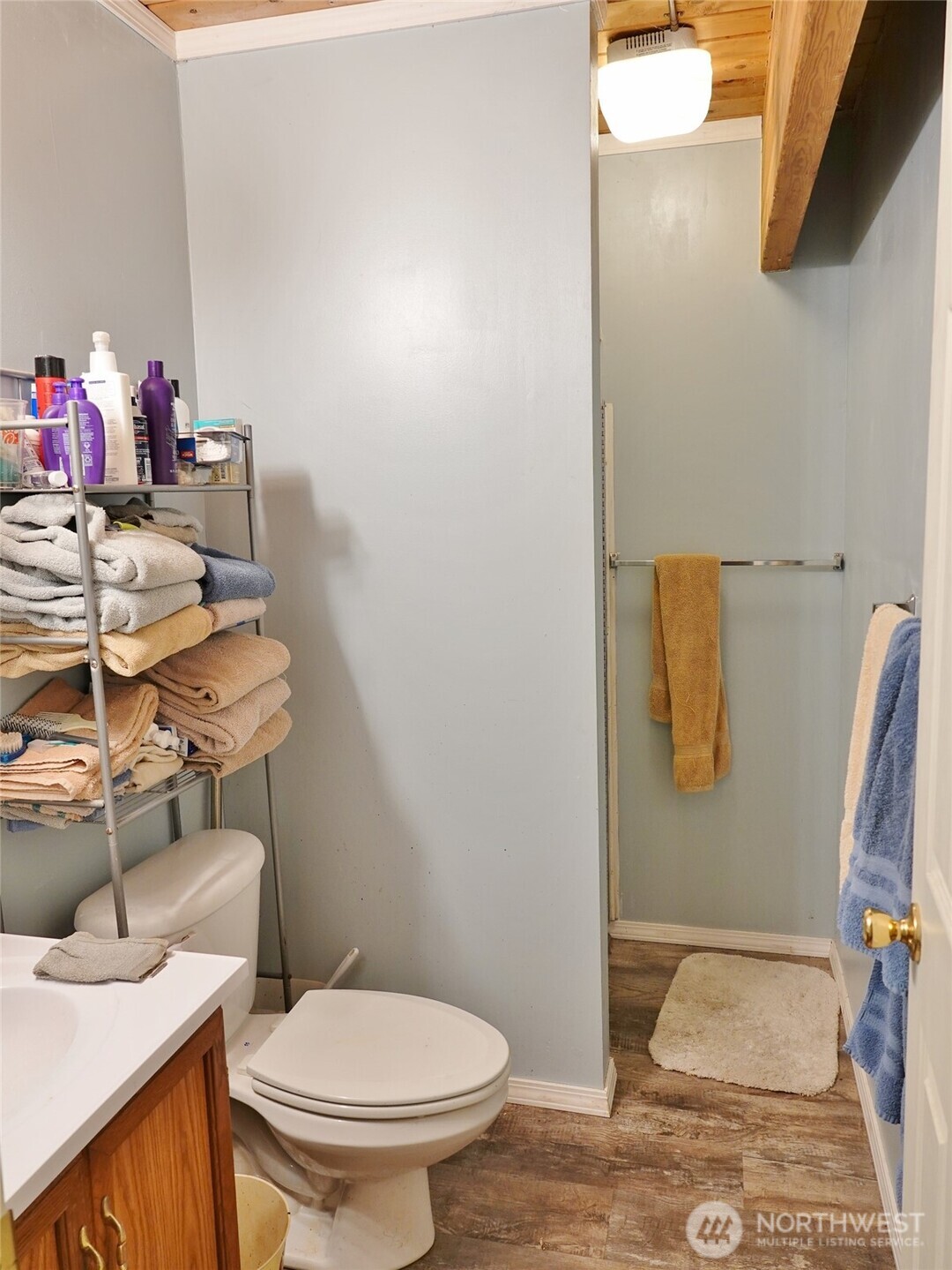 987 Beaver Court Property Photo 33