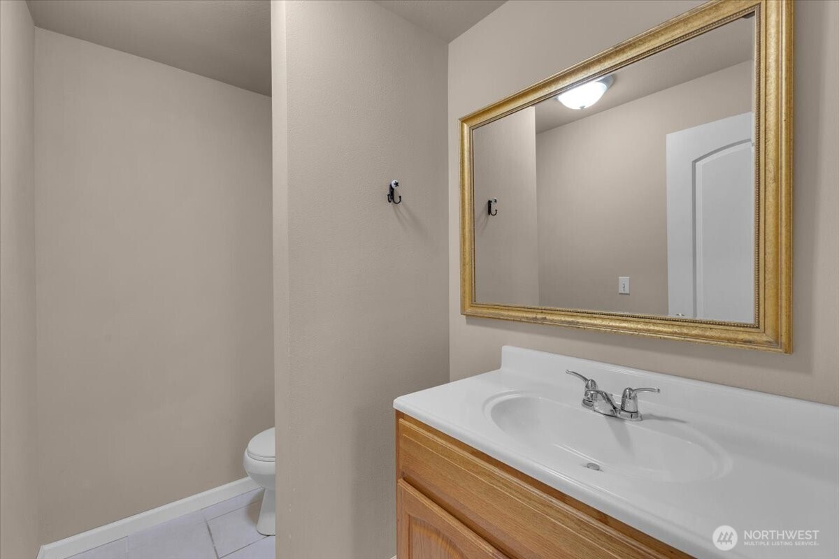 5819 Northridge Drive Property Photo 22