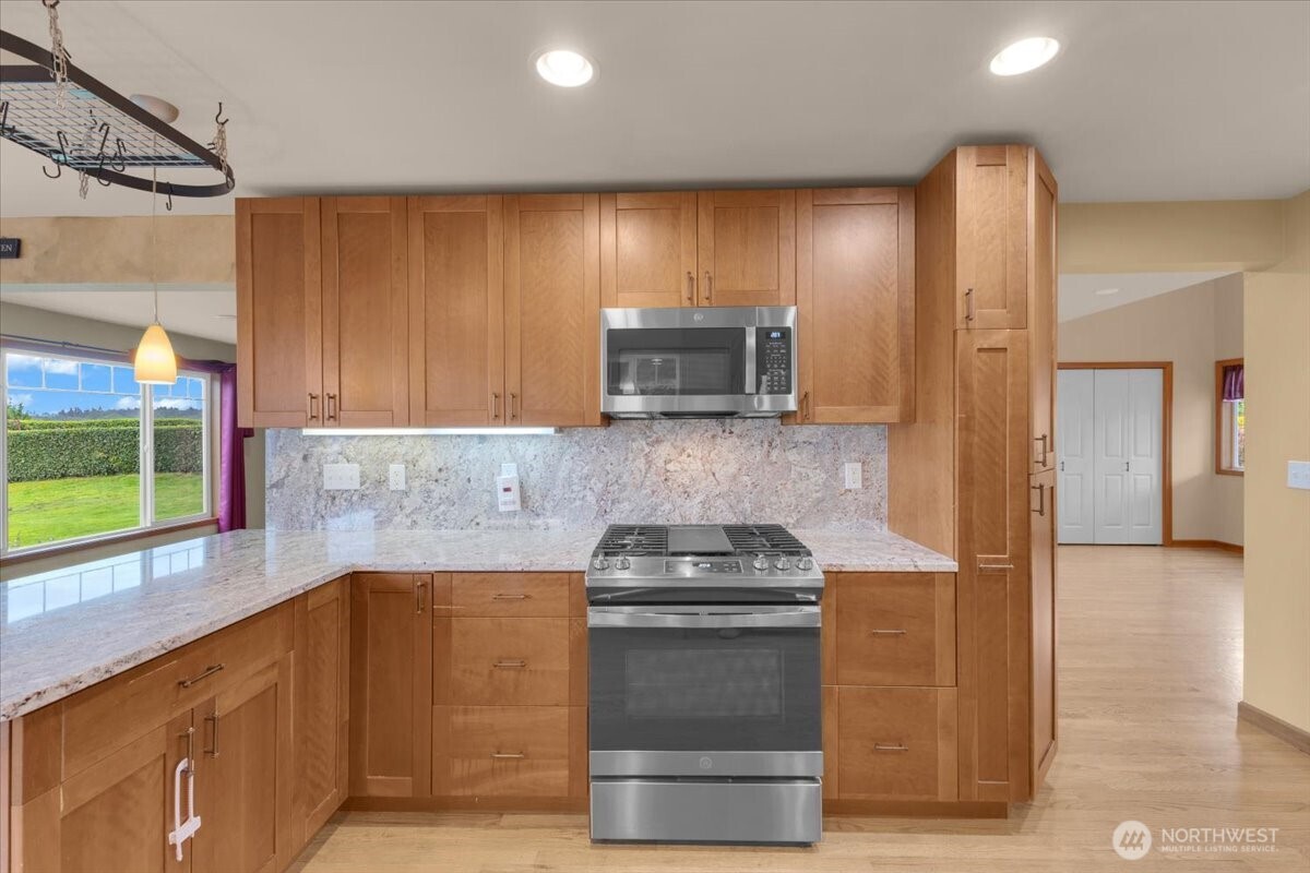5819 Northridge Drive Property Photo 24