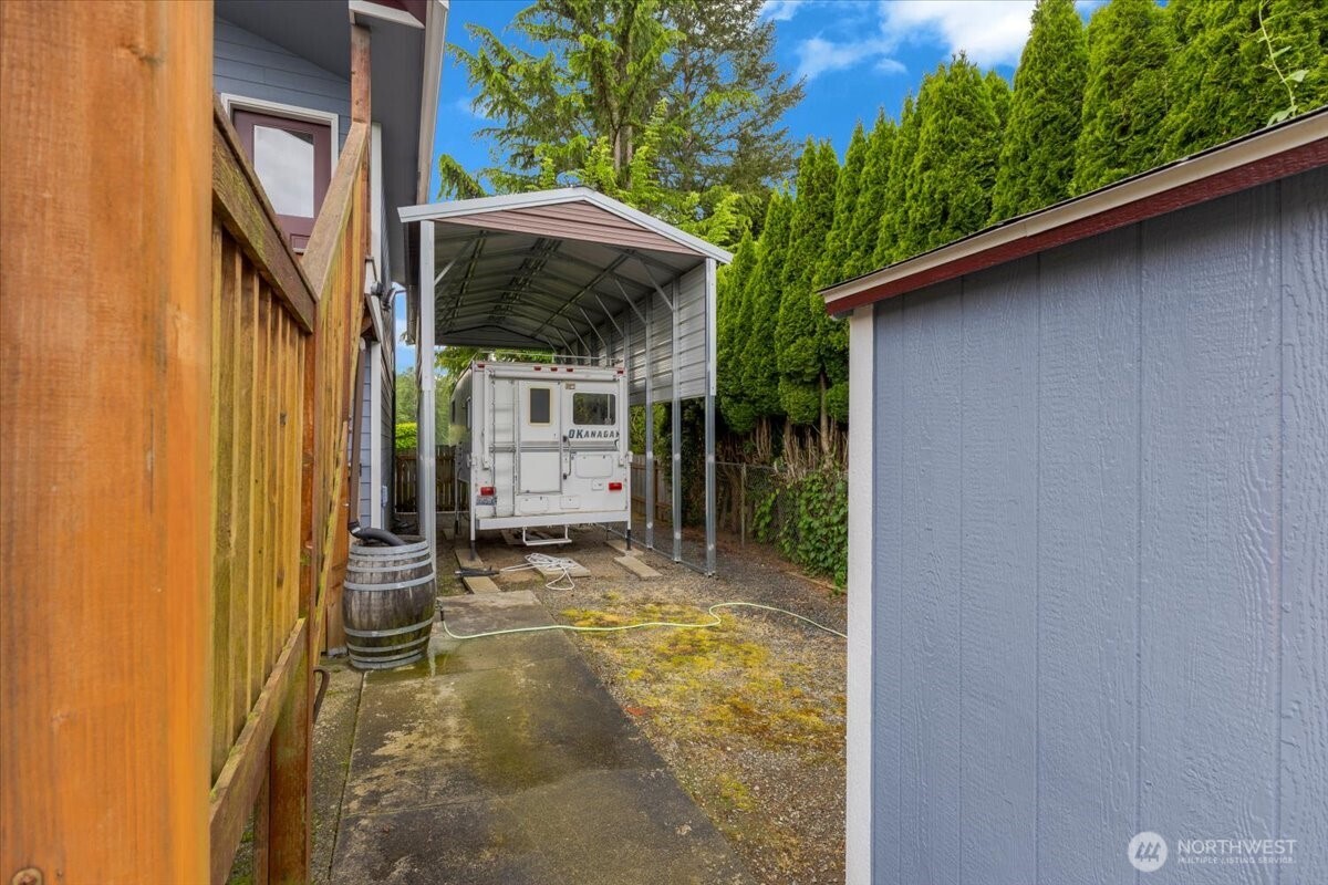 5819 Northridge Drive Property Photo 32