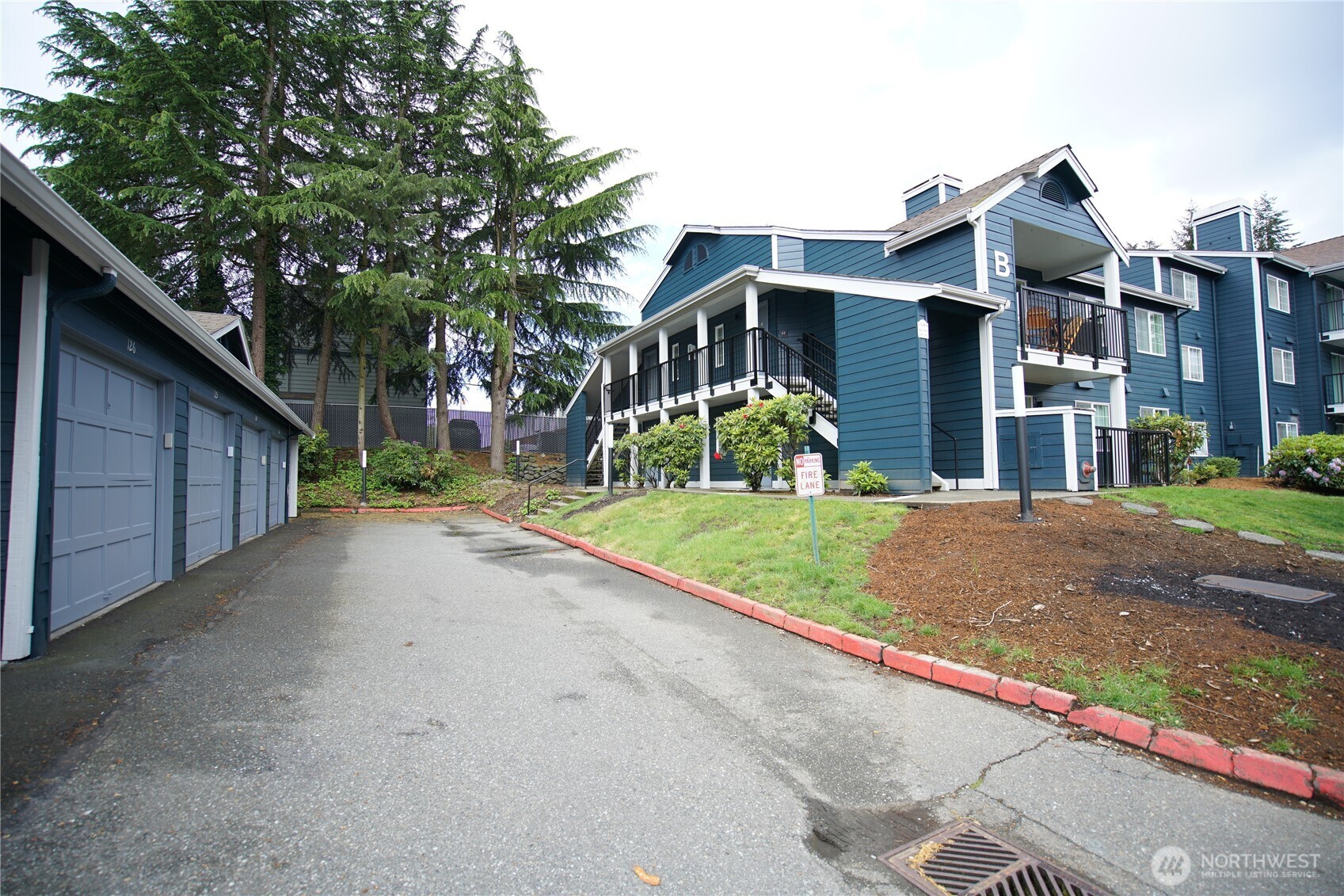 215 Sw 100th Street B-102 Property Photo 4