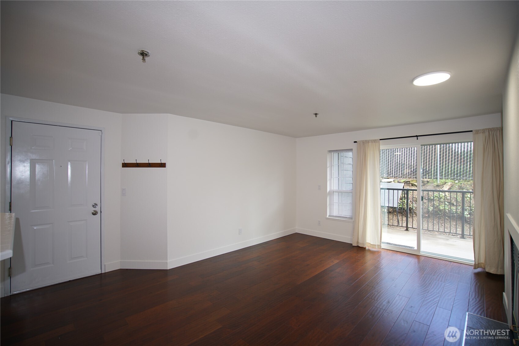 215 Sw 100th Street B-102 Property Photo 8