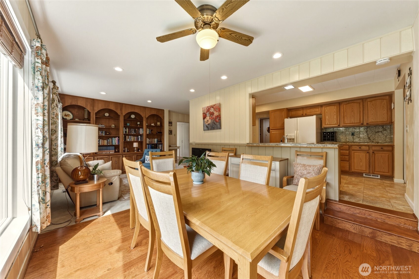 1167 Woodlawn Street Property Photo 12