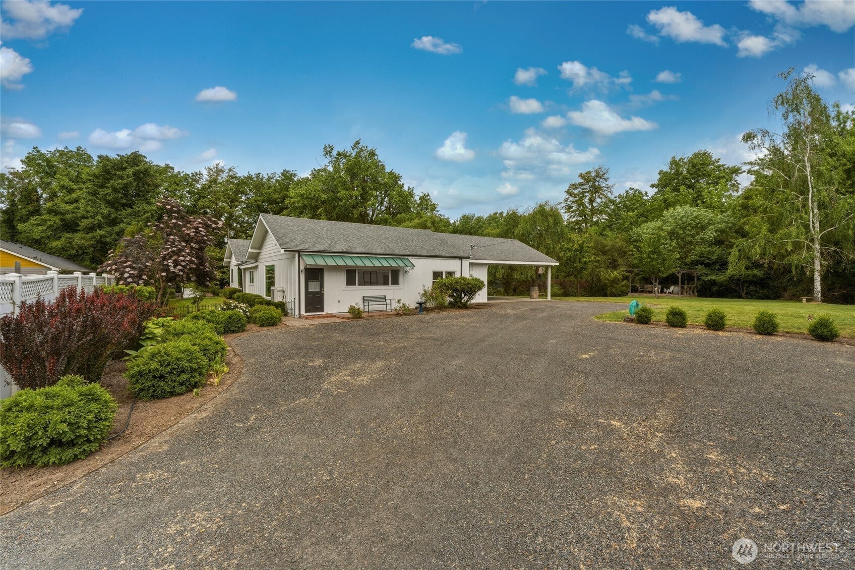 1167 Woodlawn Street Property Photo 37