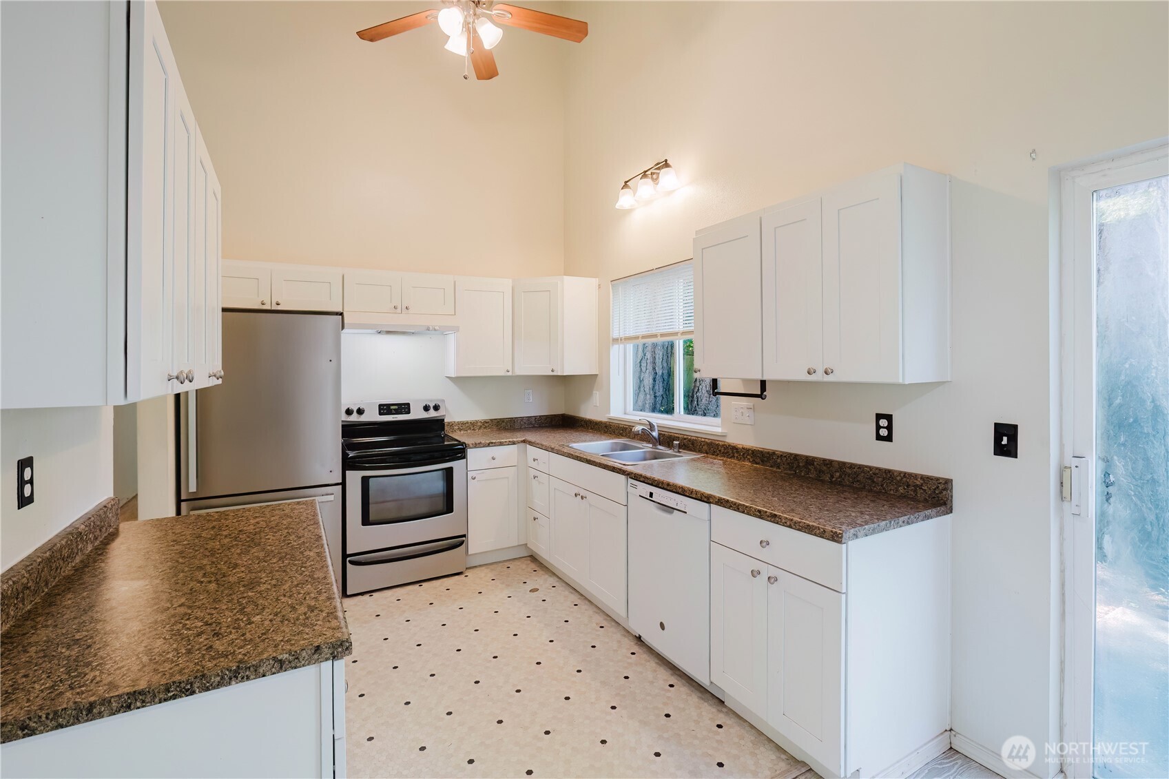 7201 9th Court Property Photo 14