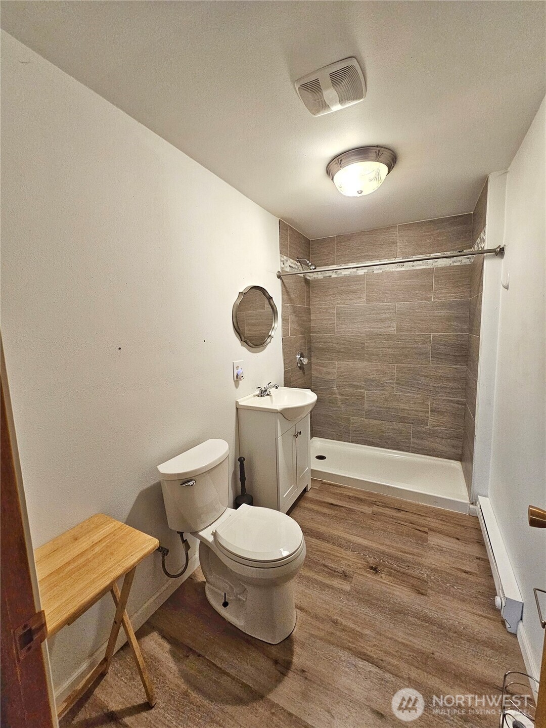 1321 E Elep Avenue Property Photo 20