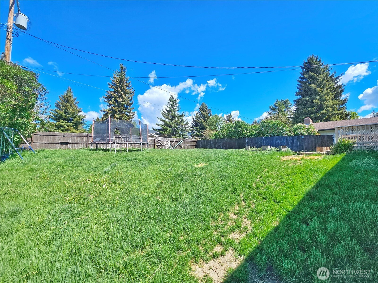 1321 E Elep Avenue Property Photo 26