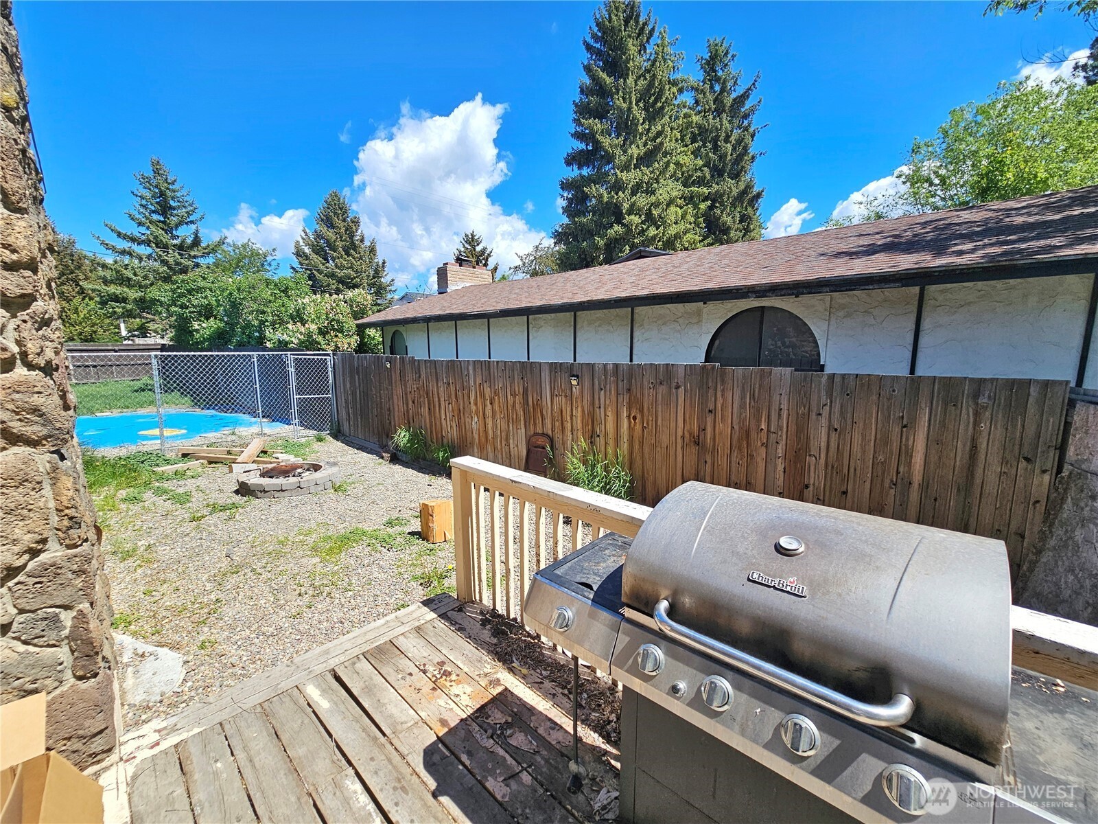 1321 E Elep Avenue Property Photo 27