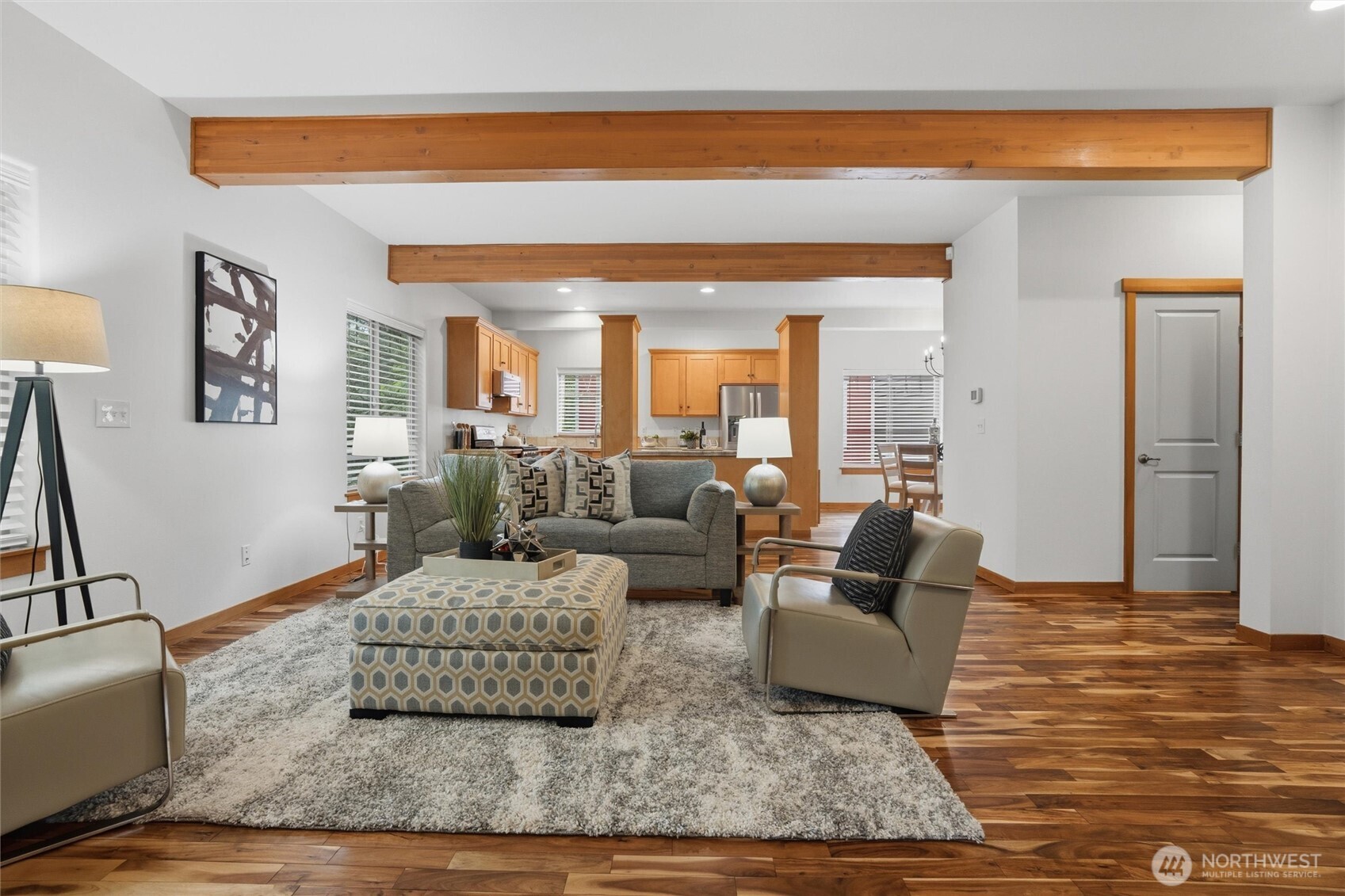 6604 198th Place Property Photo 3
