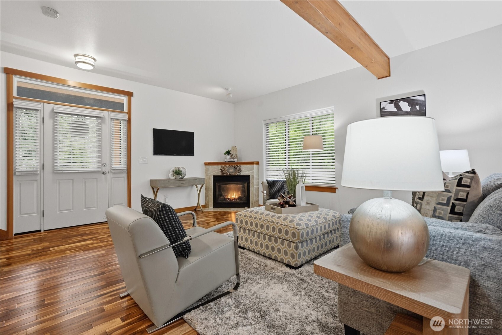 6604 198th Place Property Photo 4