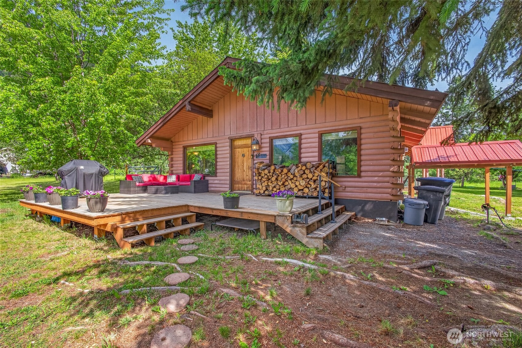 12786 Shore Street Property Photo 3