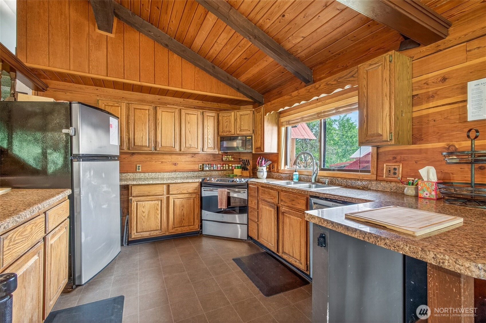 12786 Shore Street Property Photo 12