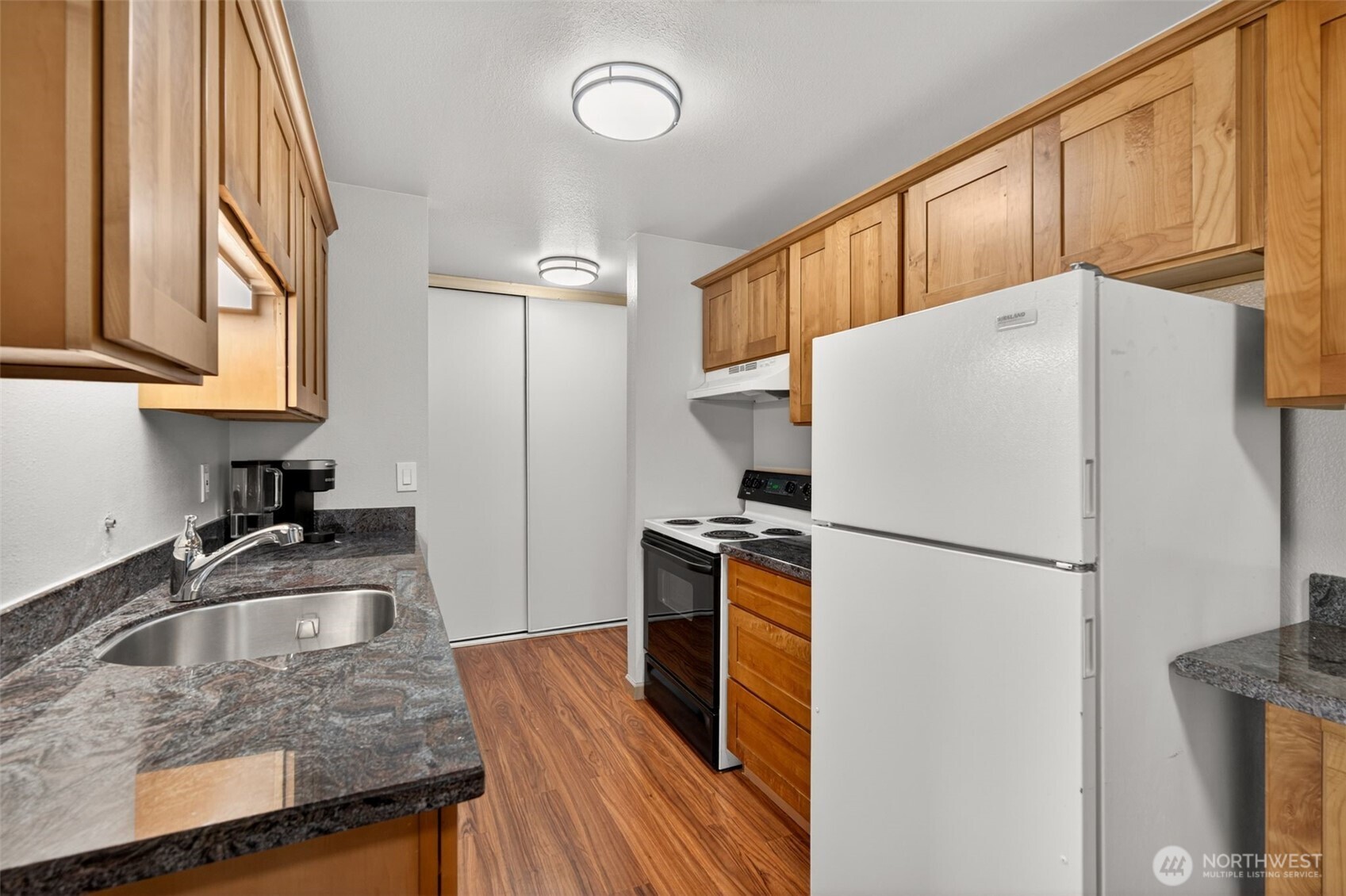 19428 Aurora Avenue 131 Property Photo 11