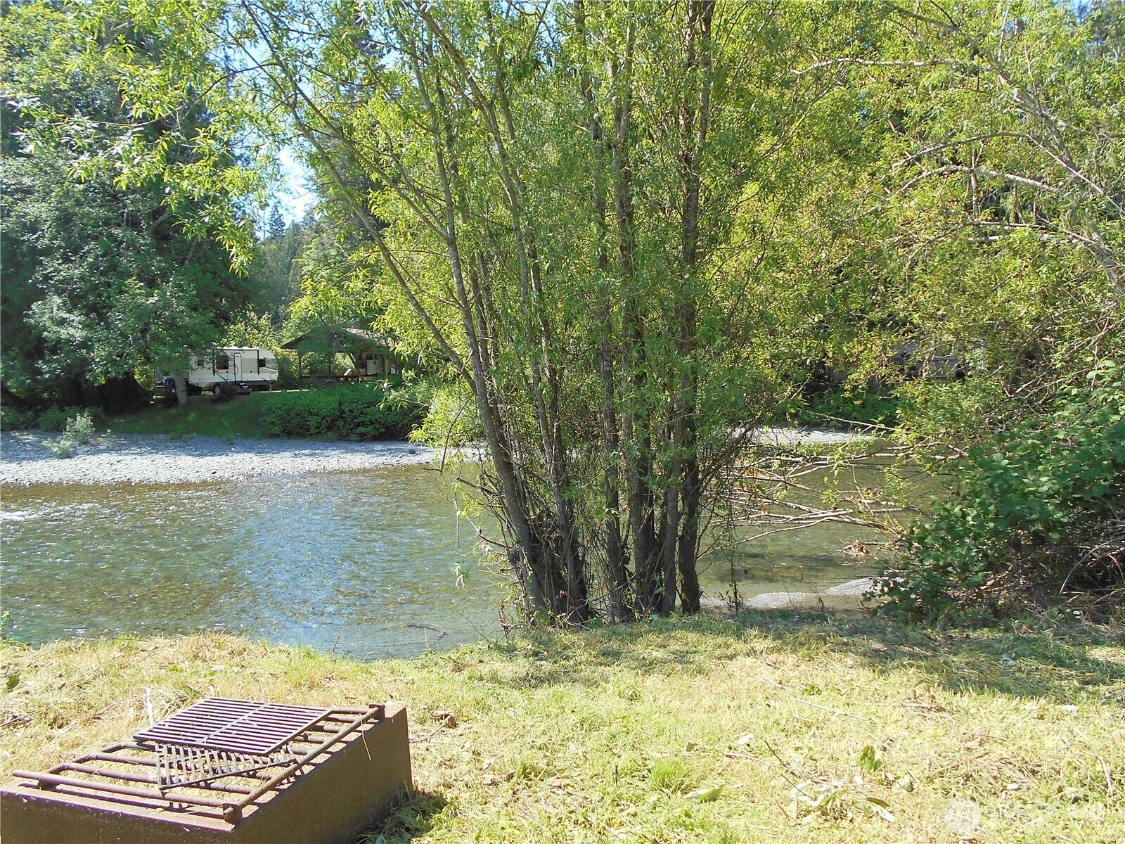 170 Kelly Road Property Photo 3