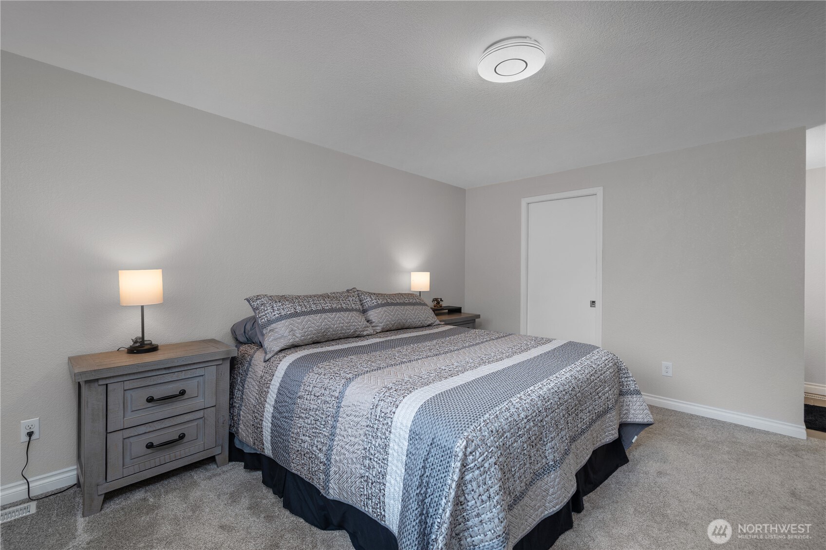 1323 Scarlet Oak Drive Property Photo 10