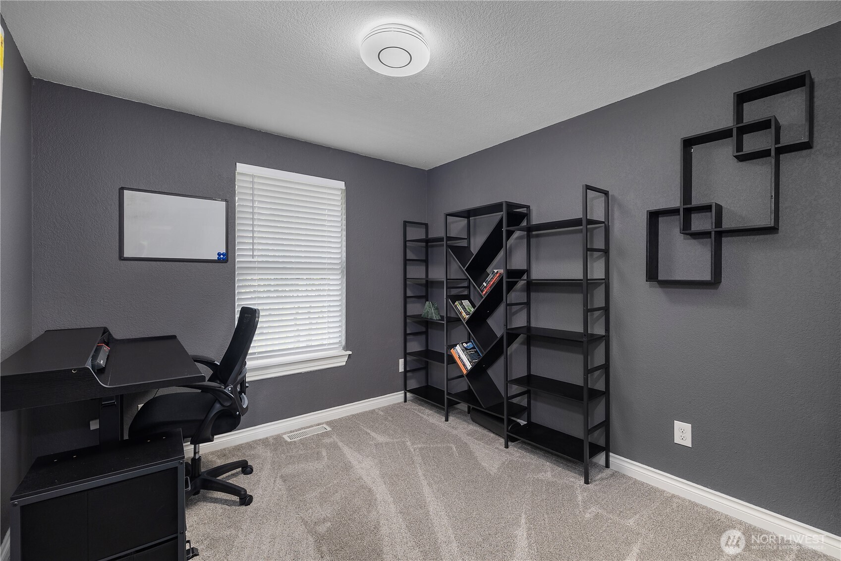 1323 Scarlet Oak Drive Property Photo 14