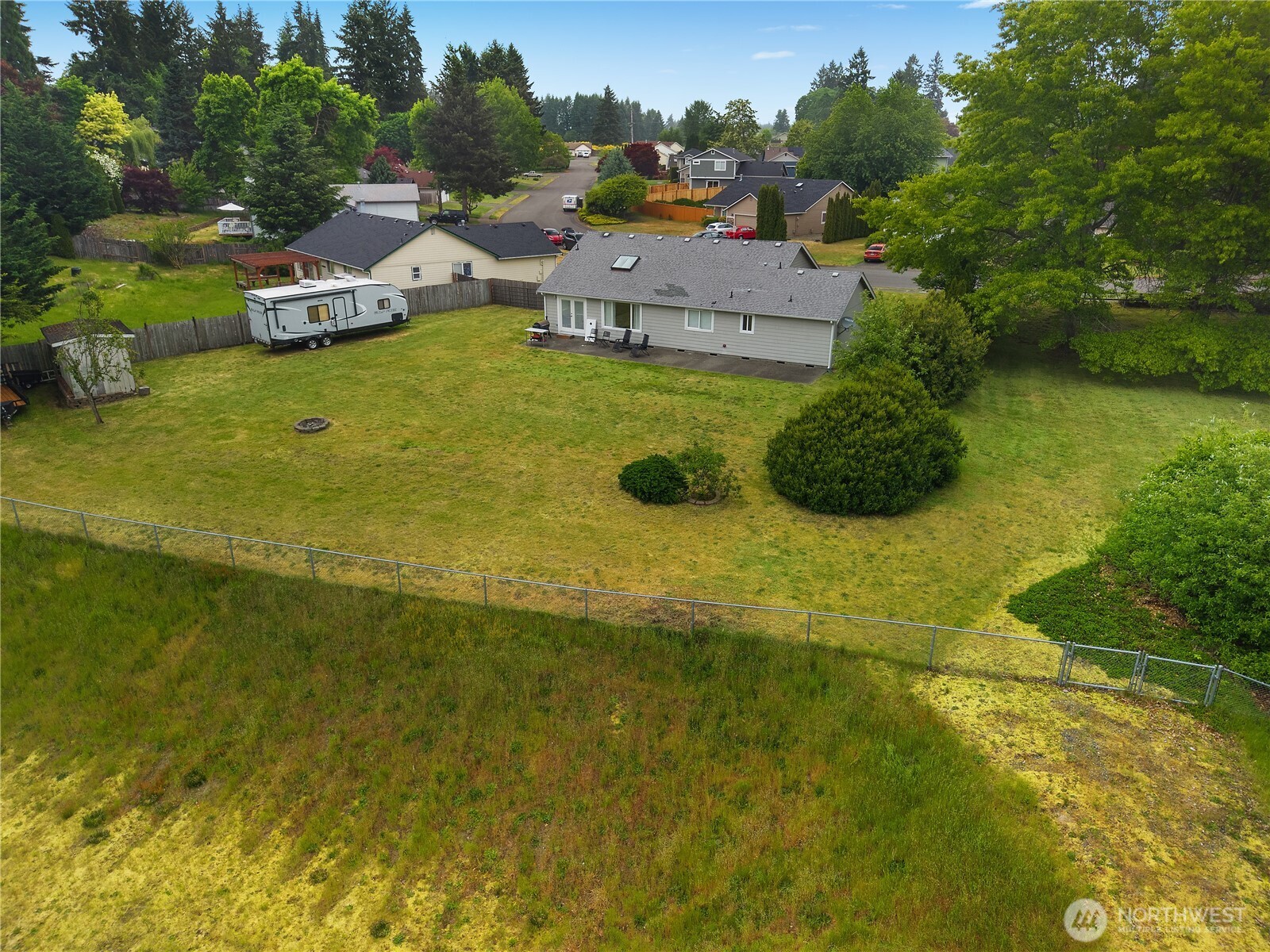 1323 Scarlet Oak Drive Property Photo 19