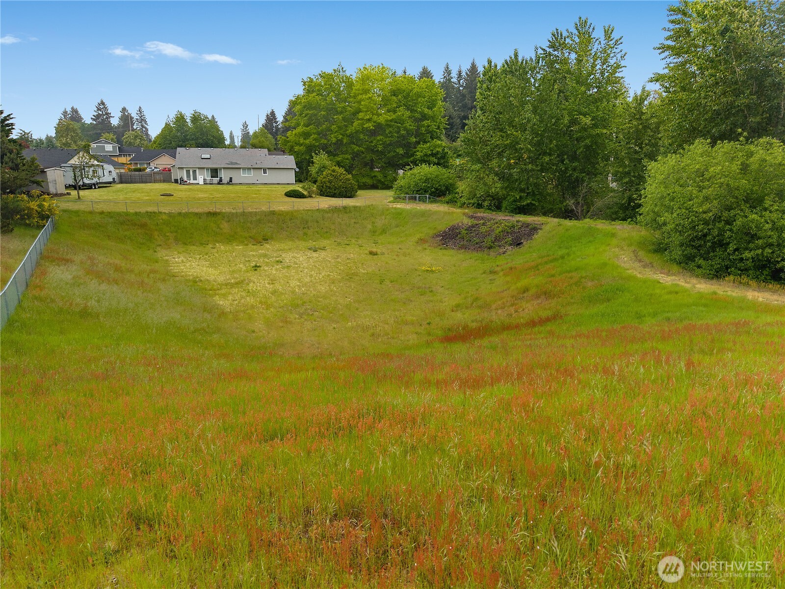 1323 Scarlet Oak Drive Property Photo 20