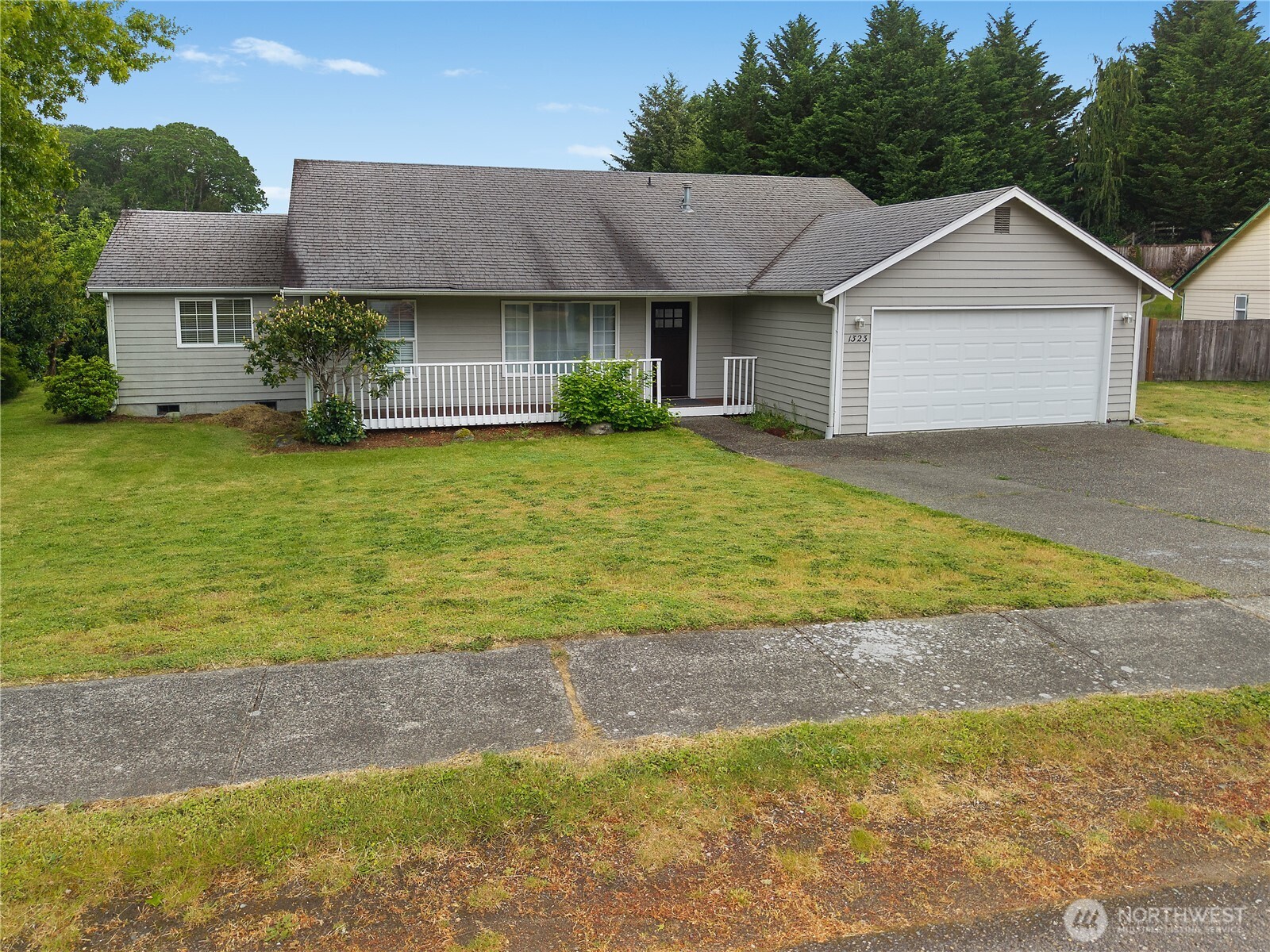 1323 Scarlet Oak Drive Property Photo 23