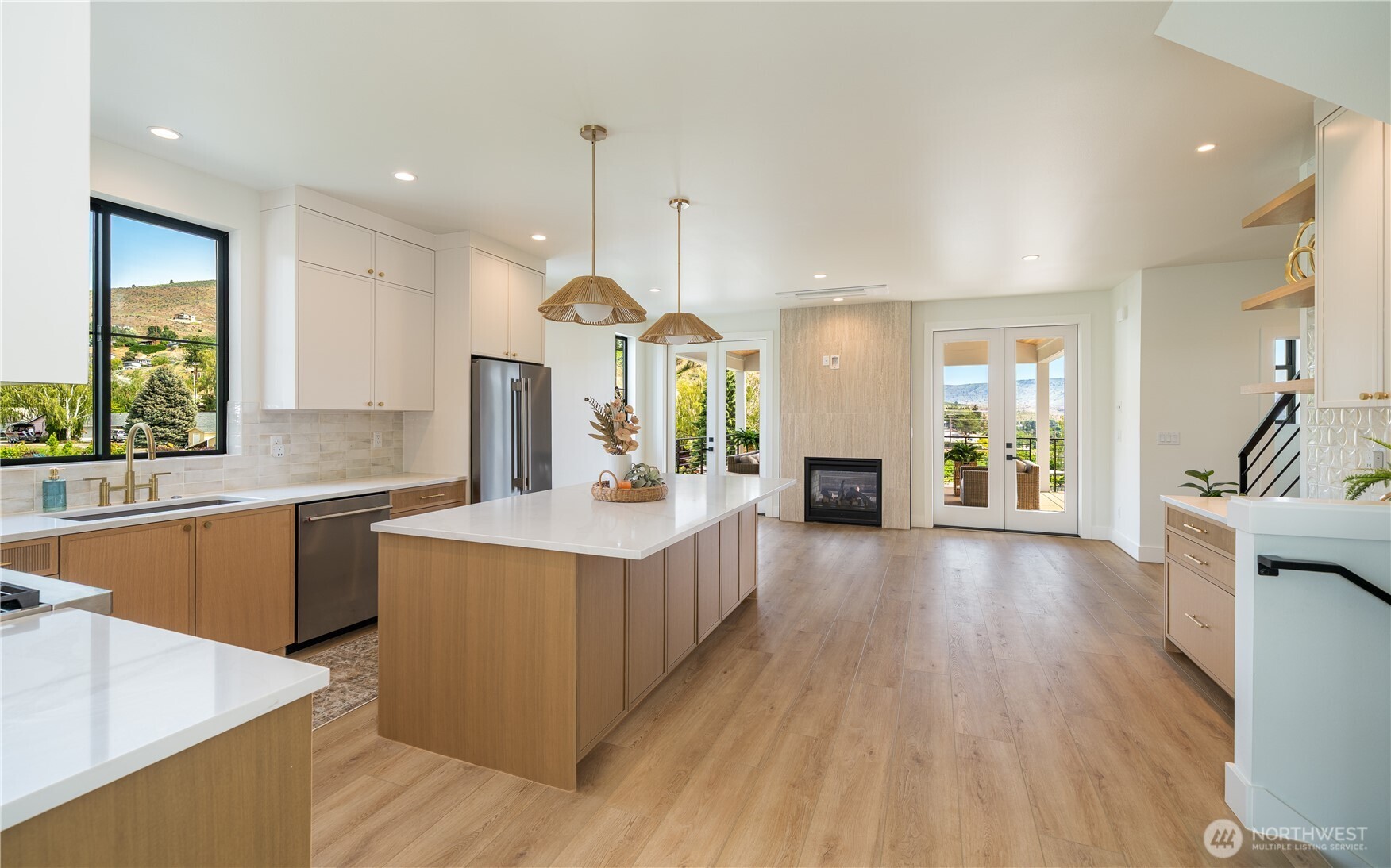 203 Bluebell Court Property Photo 8