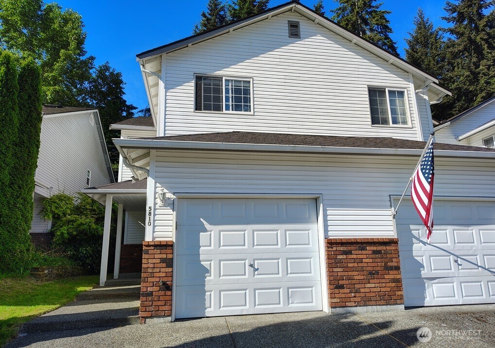 5810 137th Place Property Photo 1