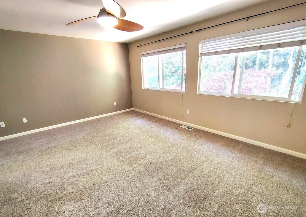 5810 137th Place Property Photo 15