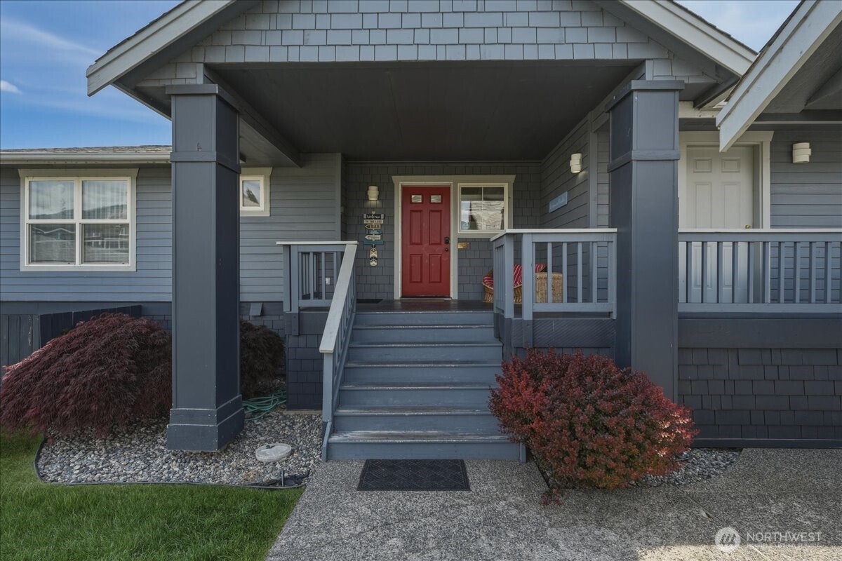 127 Chelan View Drive Property Photo 5