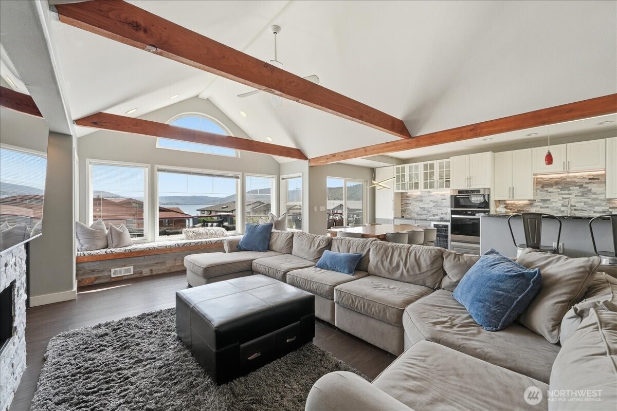 127 Chelan View Drive Property Photo 10