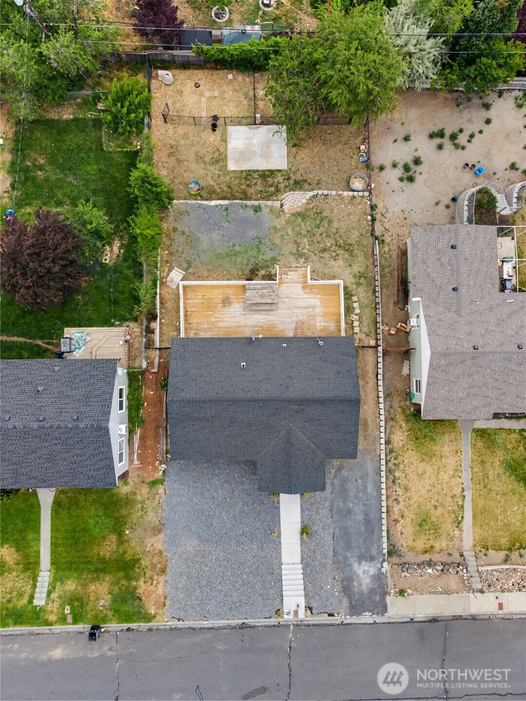 222 Mocliff Road Property Photo 5