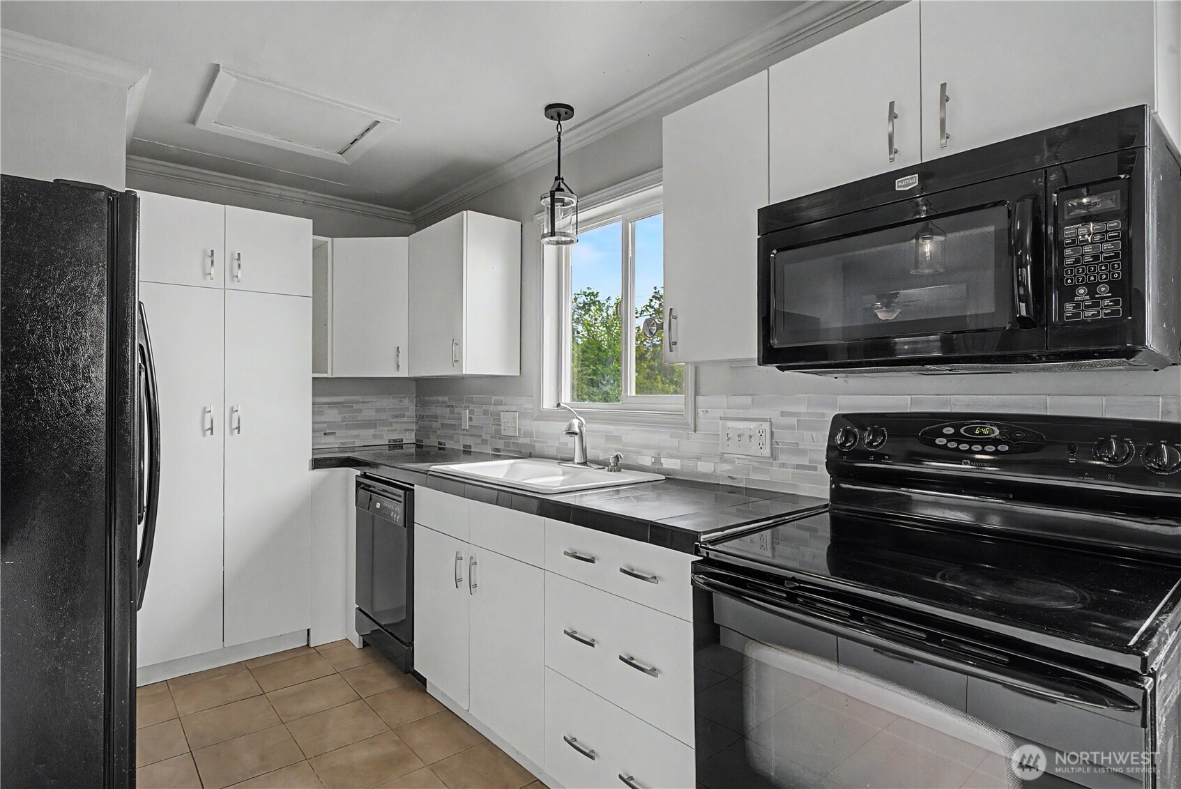 222 Mocliff Road Property Photo 17