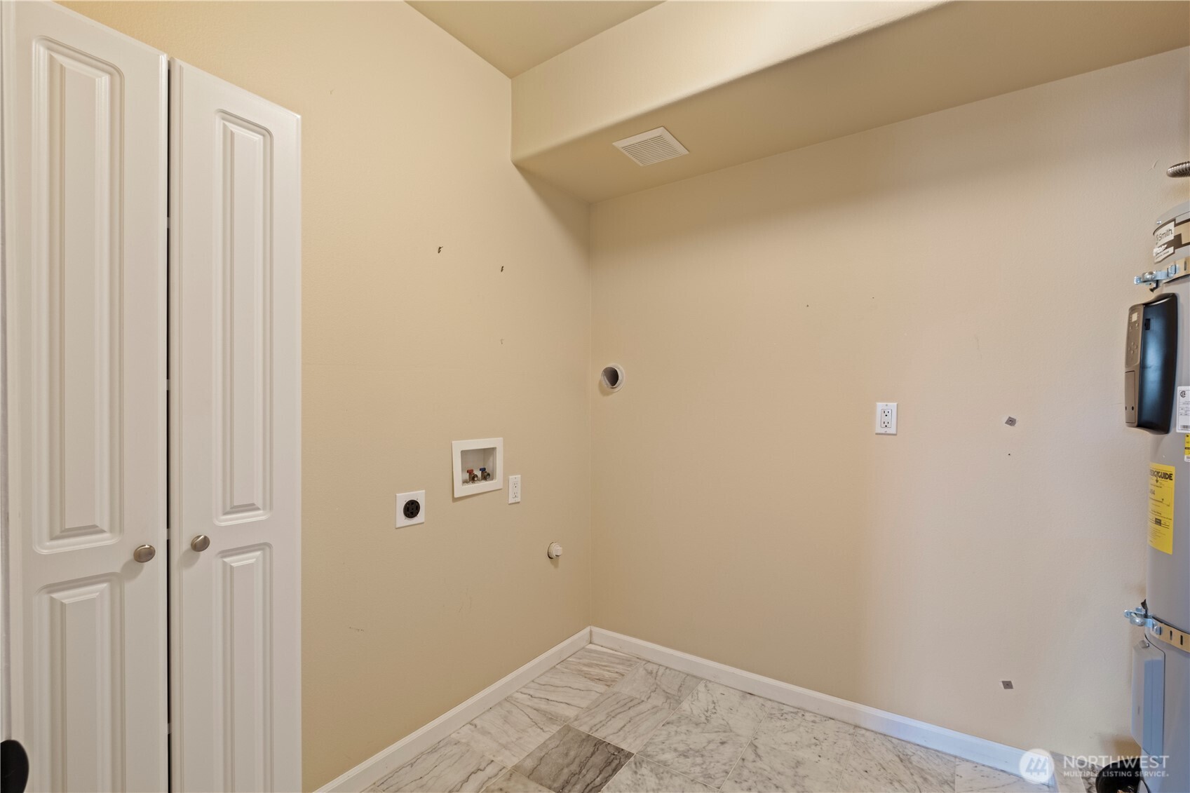 402 3rd Lane Property Photo 38
