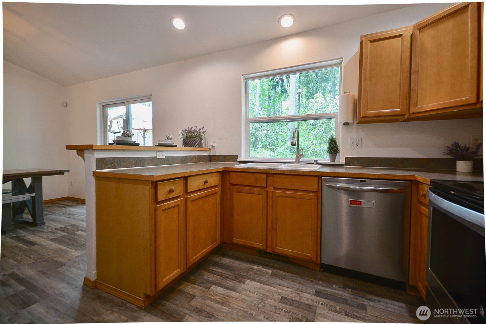 18431 Rampart Drive Property Photo 14