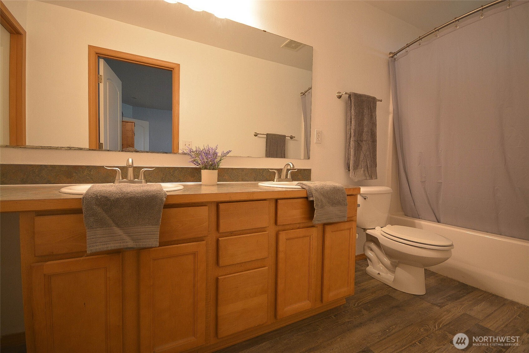 18431 Rampart Drive Property Photo 16
