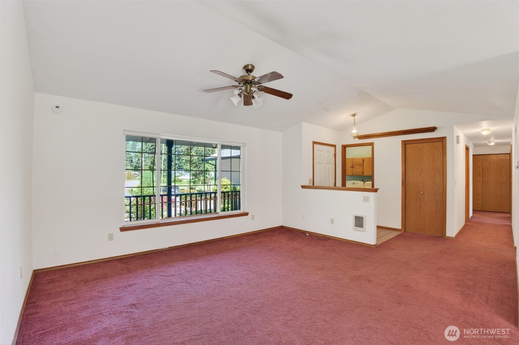 51 E Lambeth Way Property Photo 8