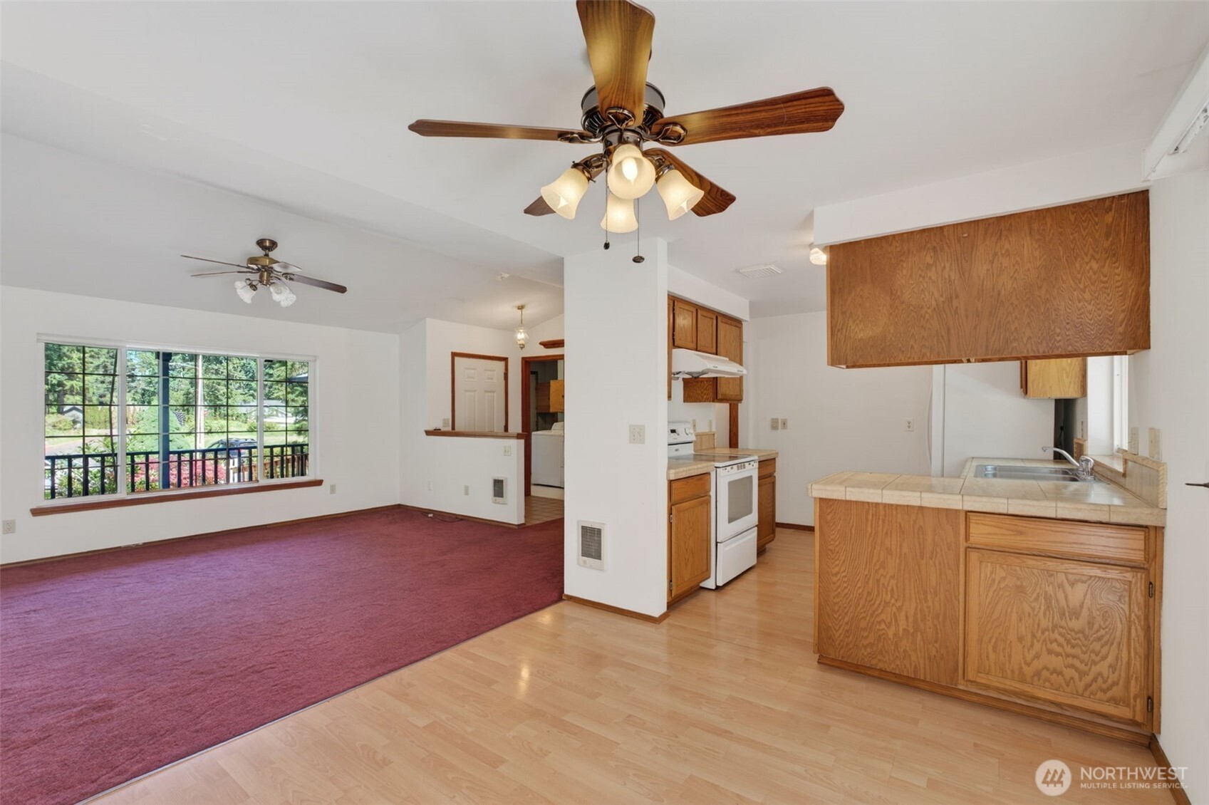 51 E Lambeth Way Property Photo 10
