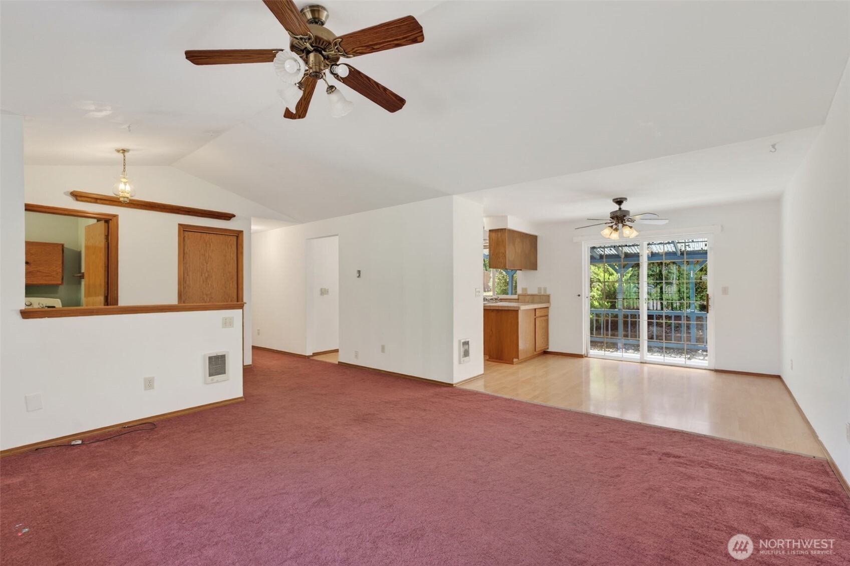 51 E Lambeth Way Property Photo 15